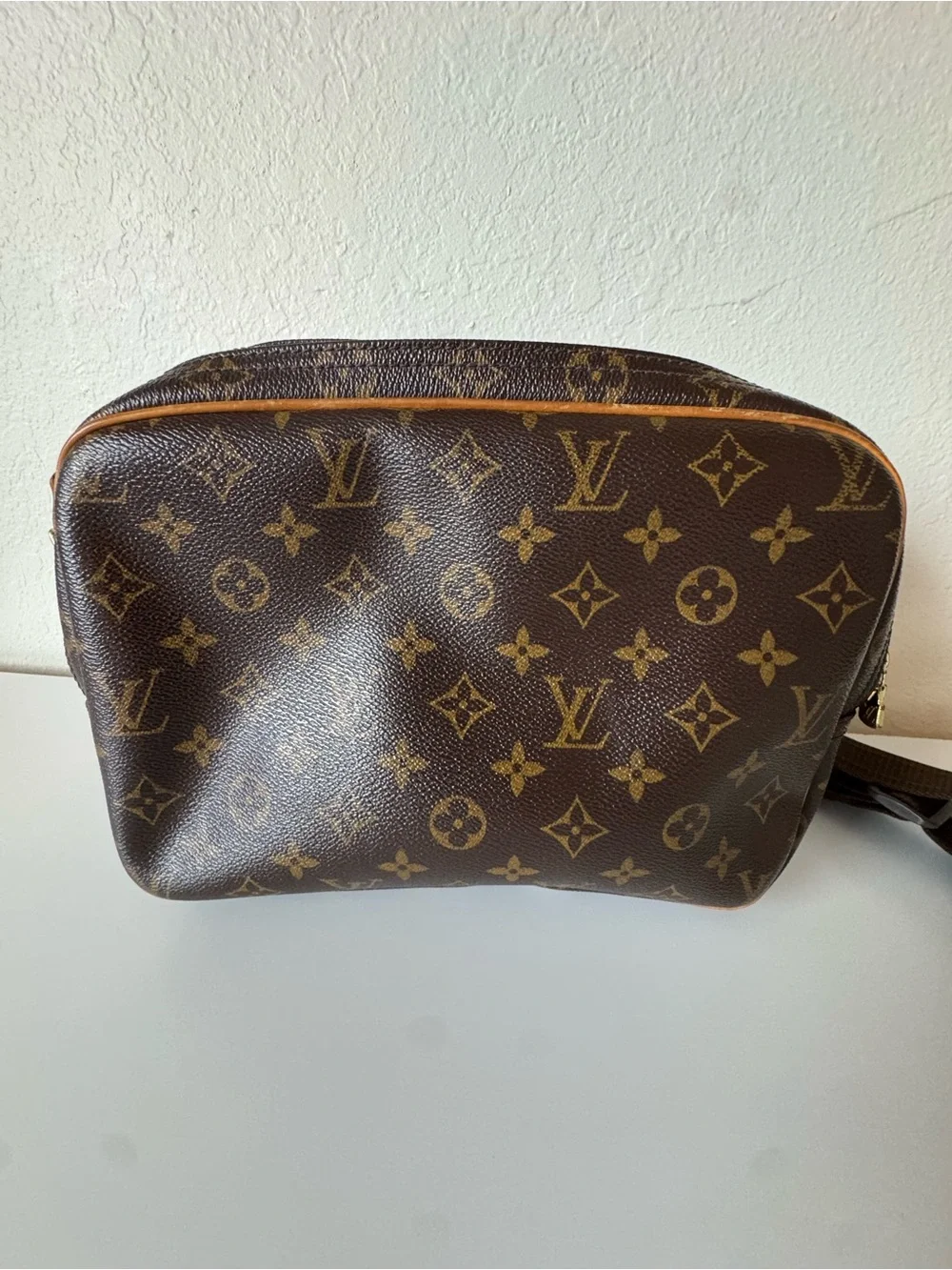Louis Vuitton Monogram Reporter PM Shoulder / Crossbody Bag